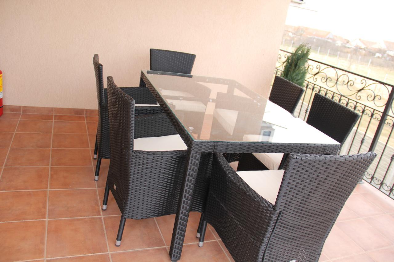 Becicherecu Mic Pensiunea Gradina Verde מראה חיצוני תמונה